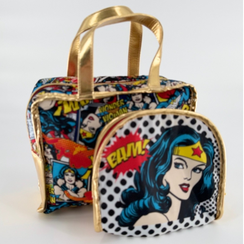 LONDON SOHO NEW YORK Wonder Woman Comic Print Makeup Bag Set Gold Trim 2 Piece